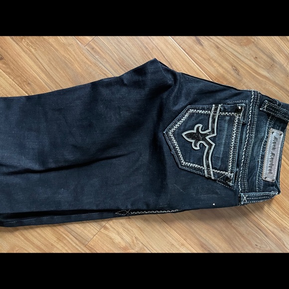 Jeans - Picture 9 of 11